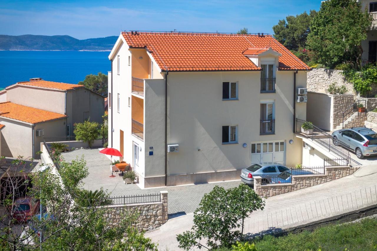 And By The Sea Brela, Makarska - 13118 3*